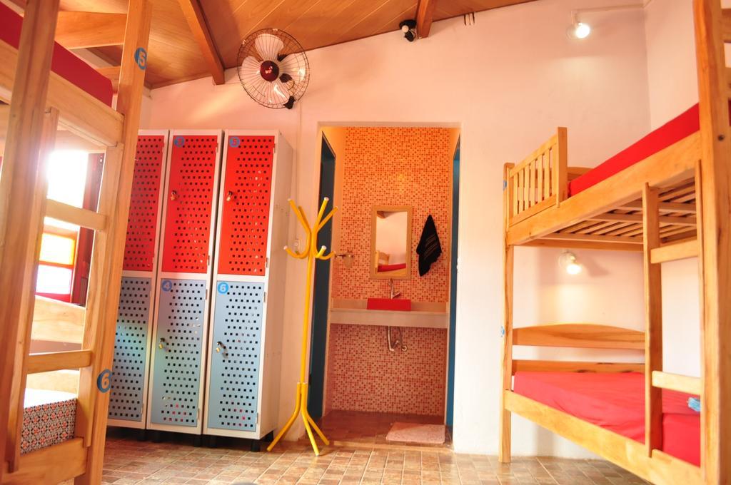 Viela Hostel Ленсойс Екстериор снимка